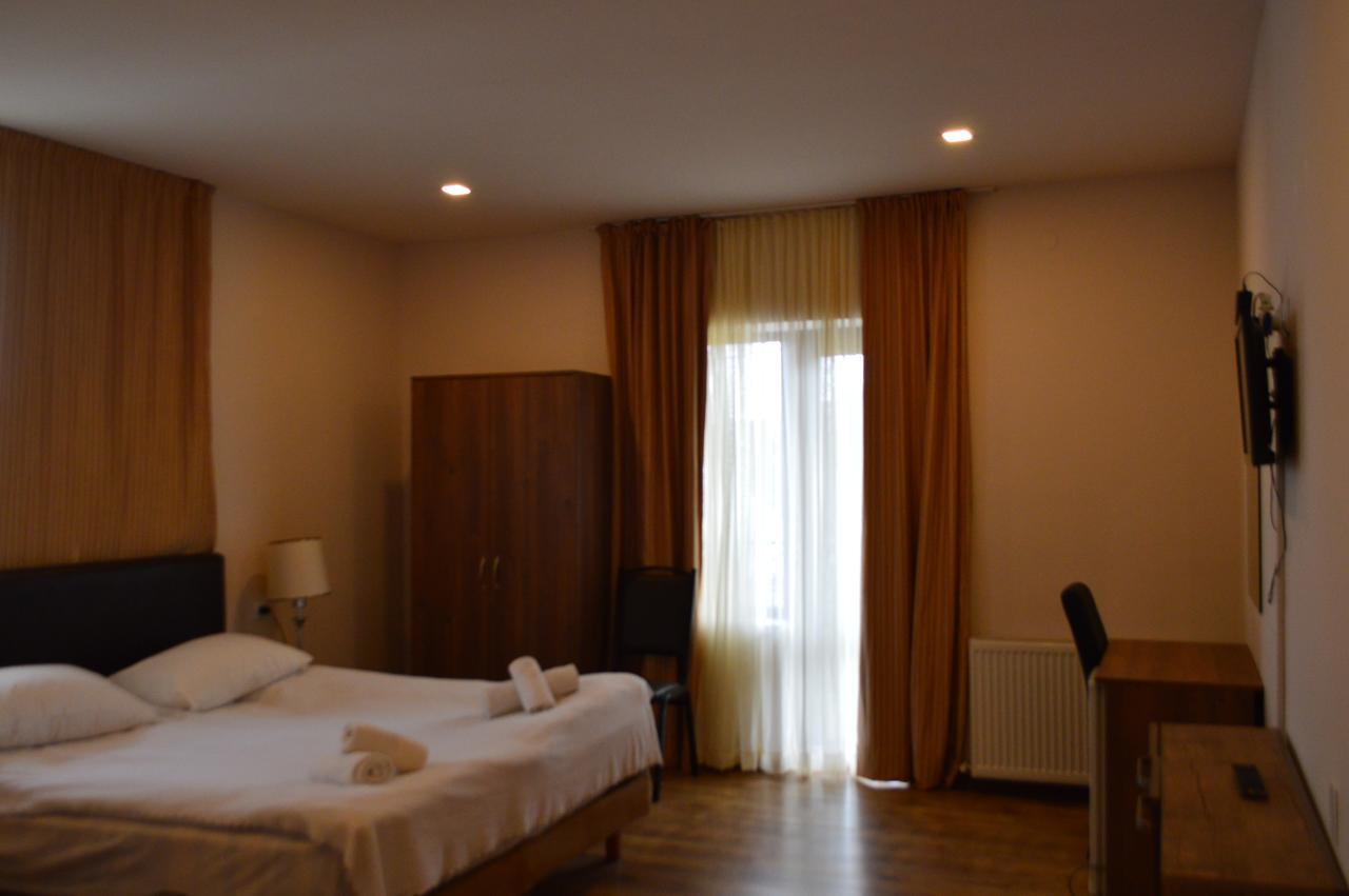 Hotel New White House Bakuriani Zewnętrze zdjęcie