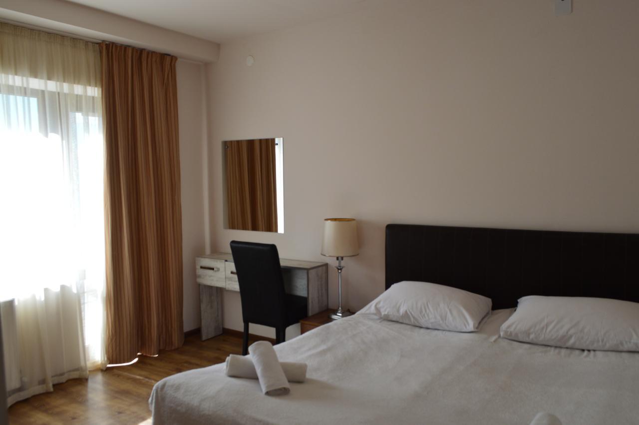 Hotel New White House Bakuriani Zewnętrze zdjęcie