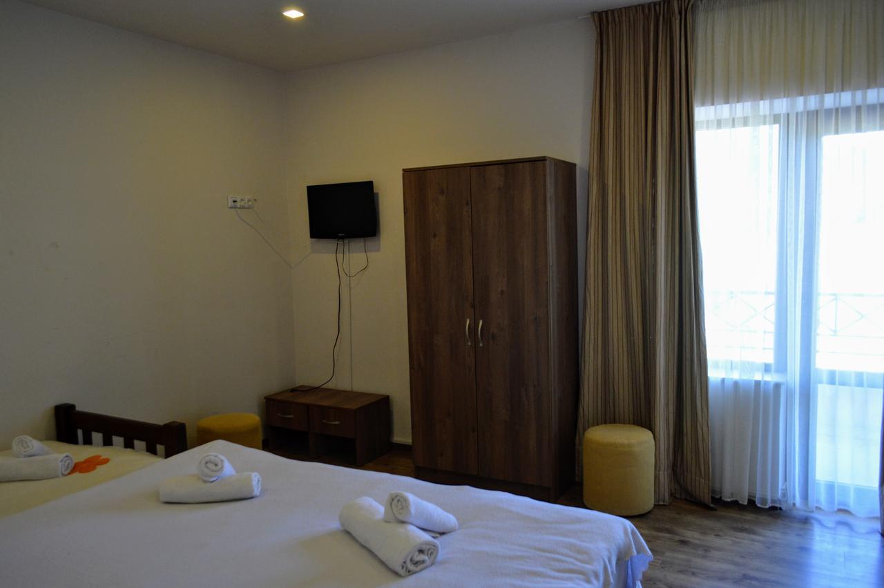 Hotel New White House Bakuriani Zewnętrze zdjęcie