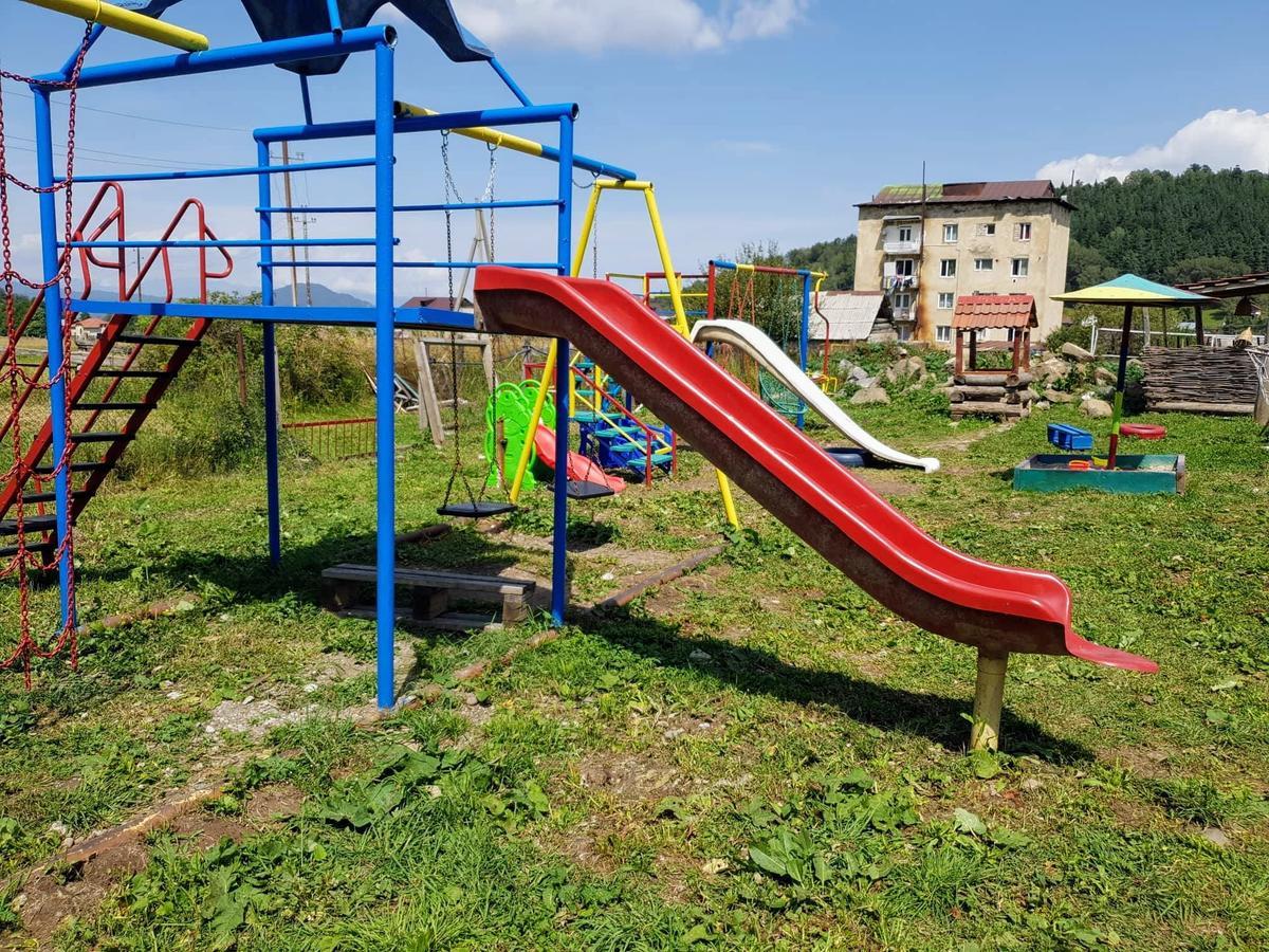 Hotel New White House Bakuriani Zewnętrze zdjęcie
